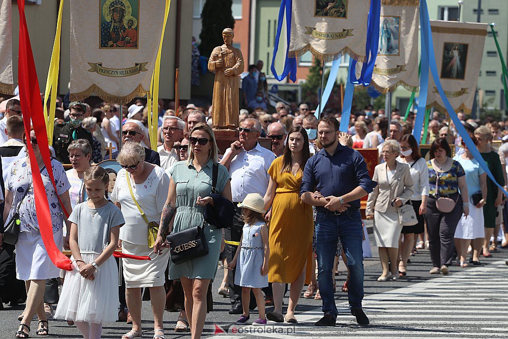 Boże Ciało 2020: Procesja z parafii św. Franciszka z Asyżu w Ostrołęce - zdjęcie #79 - eOstroleka.pl