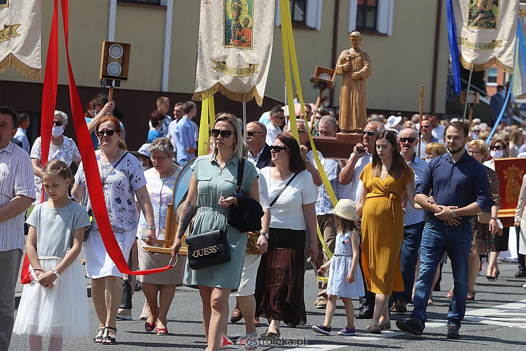 Boże Ciało 2020: Procesja z parafii św. Franciszka z Asyżu w Ostrołęce - zdjęcie #76 - eOstroleka.pl