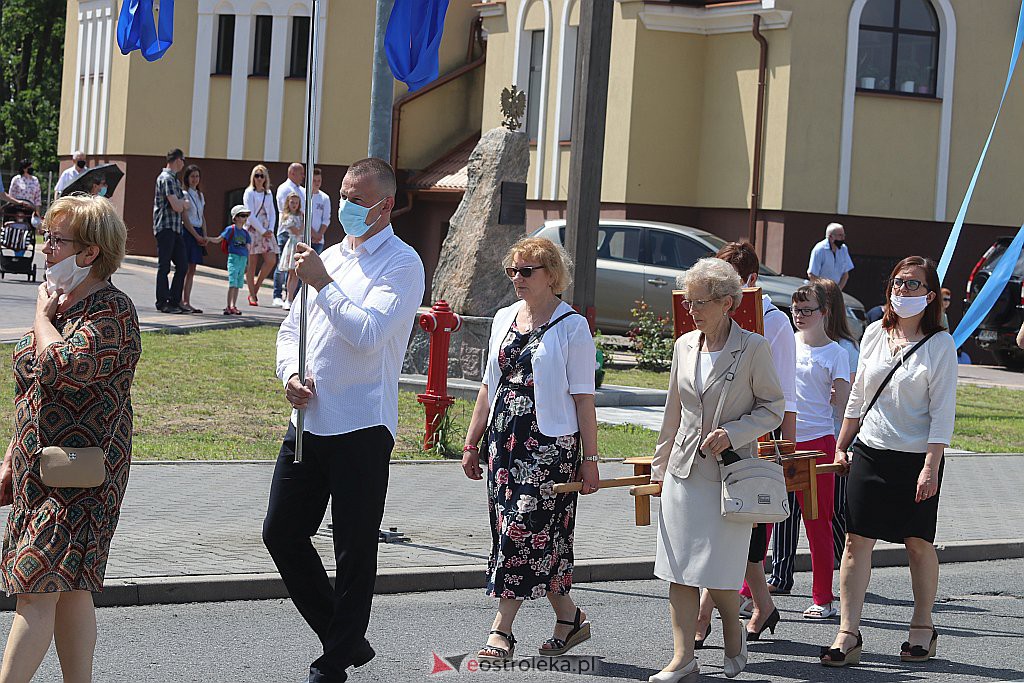Boże Ciało 2020: Procesja z parafii św. Franciszka z Asyżu w Ostrołęce - zdjęcie #62 - eOstroleka.pl