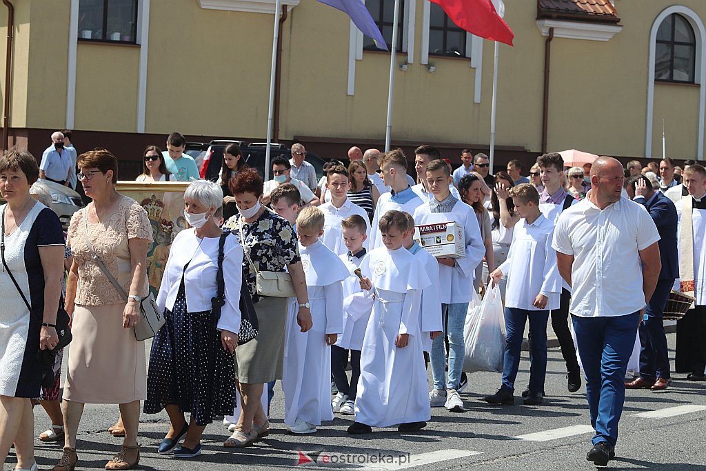 Boże Ciało 2020: Procesja z parafii św. Franciszka z Asyżu w Ostrołęce - zdjęcie #52 - eOstroleka.pl