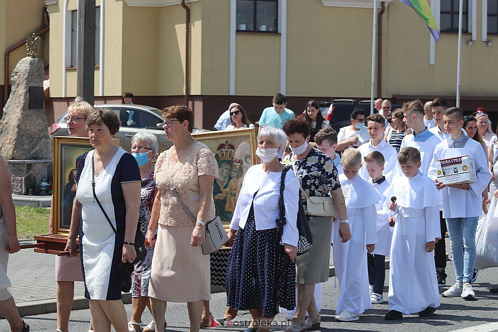 Boże Ciało 2020: Procesja z parafii św. Franciszka z Asyżu w Ostrołęce - zdjęcie #51 - eOstroleka.pl