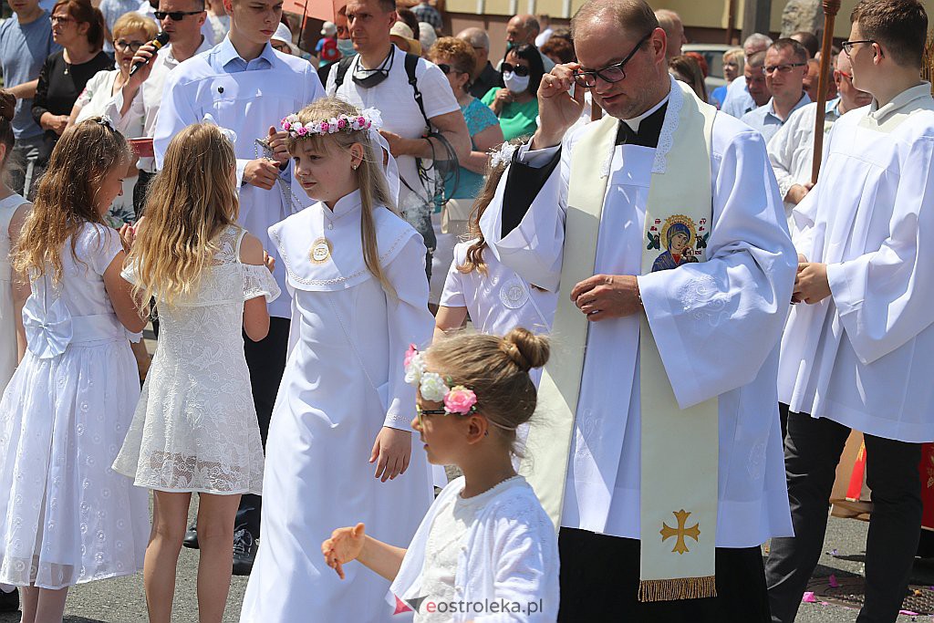 Boże Ciało 2020: Procesja z parafii św. Franciszka z Asyżu w Ostrołęce - zdjęcie #45 - eOstroleka.pl
