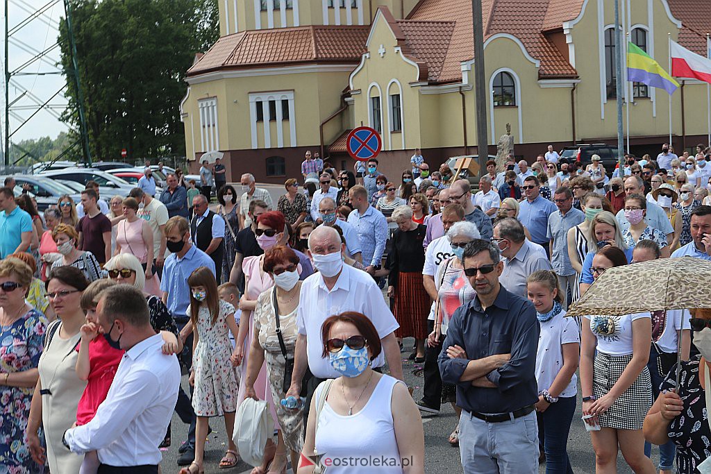 Boże Ciało 2020: Procesja z parafii św. Franciszka z Asyżu w Ostrołęce - zdjęcie #15 - eOstroleka.pl