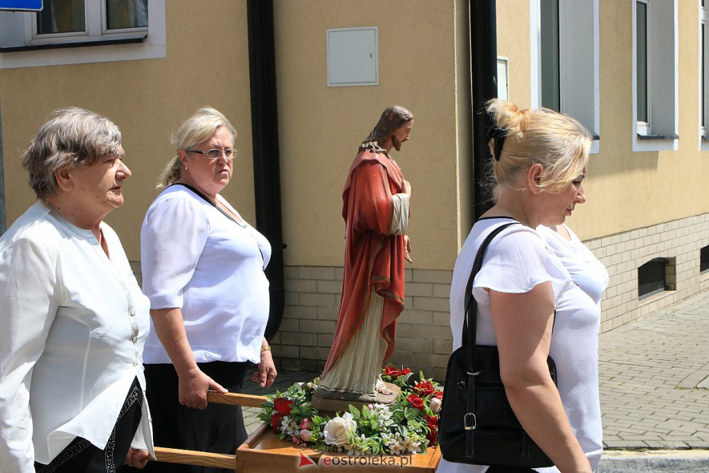 Boże Ciało 2020: Procesja z parafii pw. Nawiedzenia NMP w Ostrołęce [11.06.2020] - zdjęcie #139 - eOstroleka.pl
