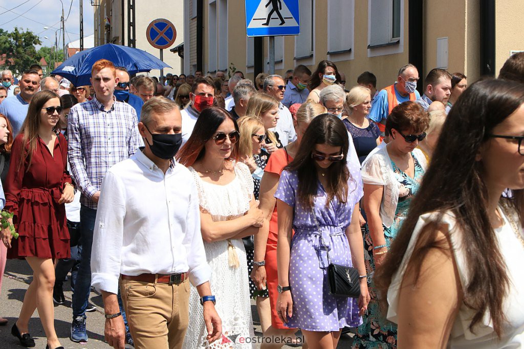 Boże Ciało 2020: Procesja z parafii pw. Nawiedzenia NMP w Ostrołęce [11.06.2020] - zdjęcie #79 - eOstroleka.pl