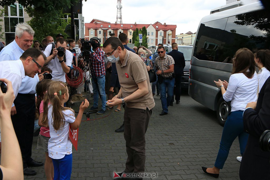 Premier Mateusz Morawiecki z wizytą w Ostrołęce [13.06.2020] - zdjęcie #52 - eOstroleka.pl