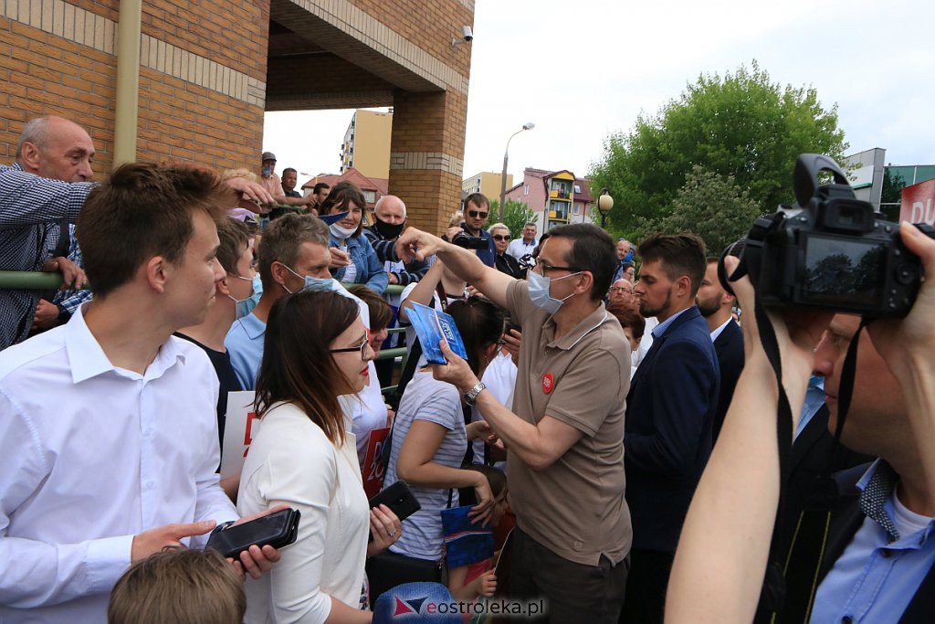 Premier Mateusz Morawiecki z wizytą w Ostrołęce [13.06.2020] - zdjęcie #40 - eOstroleka.pl