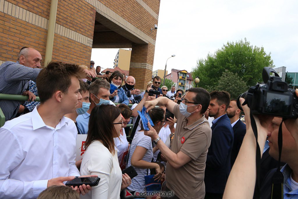 Premier Mateusz Morawiecki z wizytą w Ostrołęce [13.06.2020] - zdjęcie #39 - eOstroleka.pl