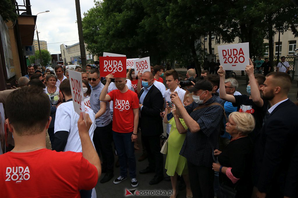 Premier Mateusz Morawiecki z wizytą w Ostrołęce [13.06.2020] - zdjęcie #32 - eOstroleka.pl