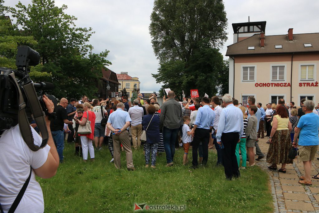 Premier Mateusz Morawiecki z wizytą w Ostrołęce [13.06.2020] - zdjęcie #3 - eOstroleka.pl