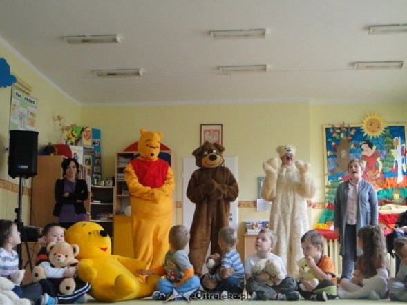 Dzień misia w przedszkolu nr 17 (20.10.2010) - zdjęcie #18 - eOstroleka.pl