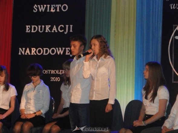 Dzień Edukacji Narodowej (20.10.2010) - zdjęcie #45 - eOstroleka.pl
