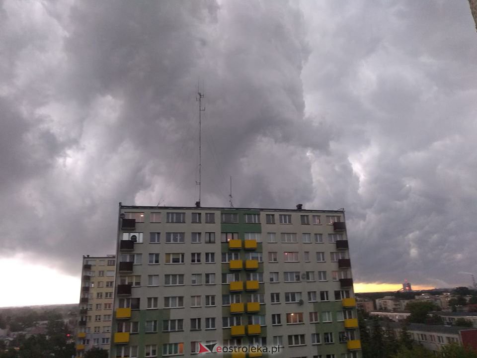 Burza nad Ostrołęką. Zdjęcia czytelników [17.06.2020] - zdjęcie #12 - eOstroleka.pl