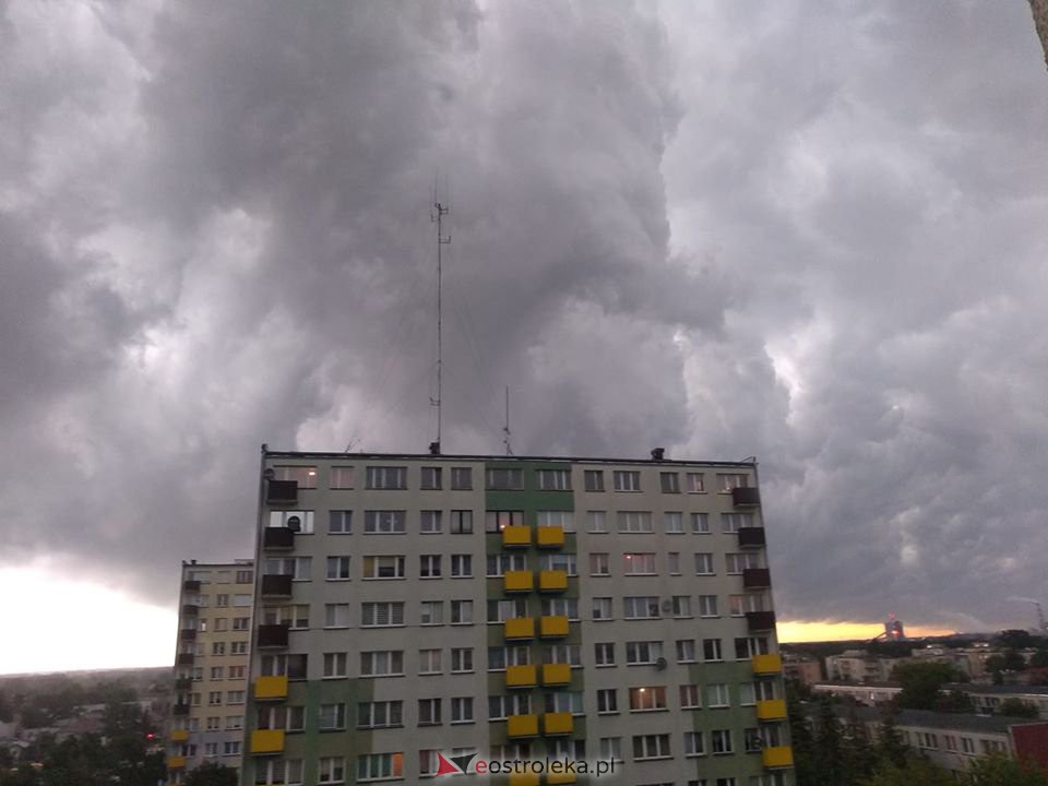 Burza nad Ostrołęką. Zdjęcia czytelników [17.06.2020] - zdjęcie #38 - eOstroleka.pl