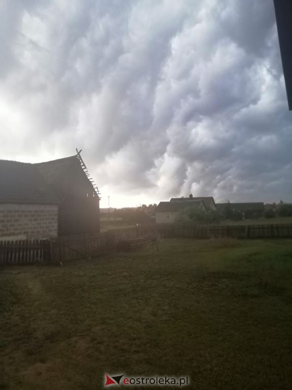 Burza nad Ostrołęką. Zdjęcia czytelników [17.06.2020] - zdjęcie #6 - eOstroleka.pl