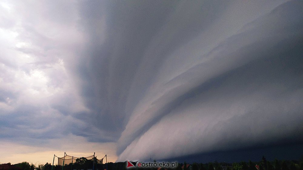 Burza nad Ostrołęką. Zdjęcia czytelników [17.06.2020] - zdjęcie #8 - eOstroleka.pl