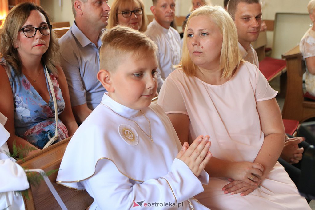 I Komunia Święta w parafii pw. św. Wojciecha w Ostrołęce [20.06.2020] - zdjęcie #23 - eOstroleka.pl