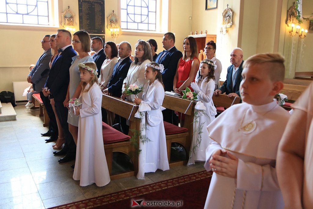 I Komunia Święta w parafii pw. św. Wojciecha w Ostrołęce [20.06.2020] - zdjęcie #32 - eOstroleka.pl