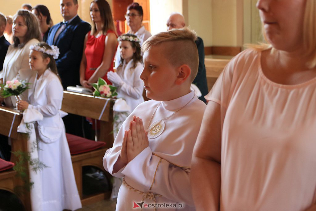 I Komunia Święta w parafii pw. św. Wojciecha w Ostrołęce [20.06.2020] - zdjęcie #4 - eOstroleka.pl