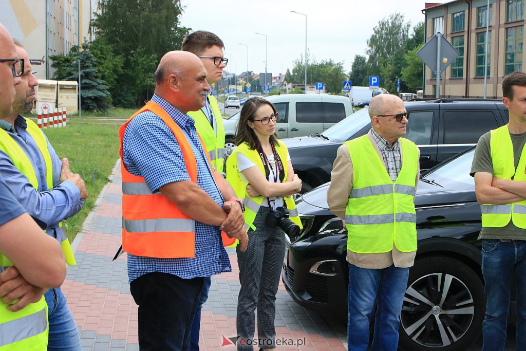 Ulica Blachnickiego oficjalnie odebrana po przebudowie. 585 dni po terminie! [22.06.2020] - zdjęcie #38 - eOstroleka.pl