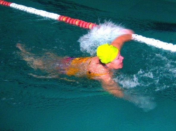 VI Zawody Pływackie Osób Niepełnosprawnych (21.10.2010) - zdjęcie #15 - eOstroleka.pl