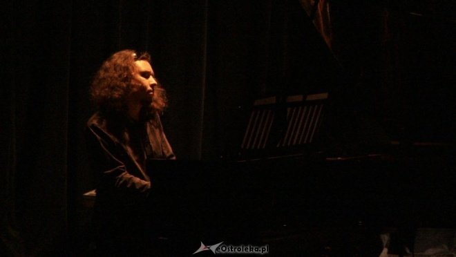 Nastroje we dwoje - koncert Elżbiety Adamiak (23.10.2010) - zdjęcie #22 - eOstroleka.pl