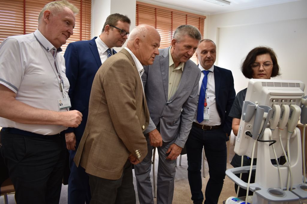 Samorząd powiatu ufundował szpitalowi nowoczesny sprzęt medyczny [10.07.2020] - zdjęcie #6 - eOstroleka.pl