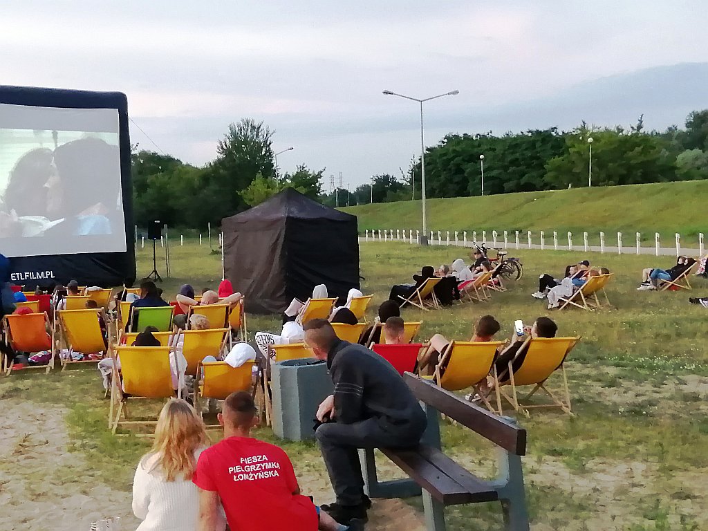 Kino letnie w Ostrołęce [17.07.2020] - zdjęcie #3 - eOstroleka.pl