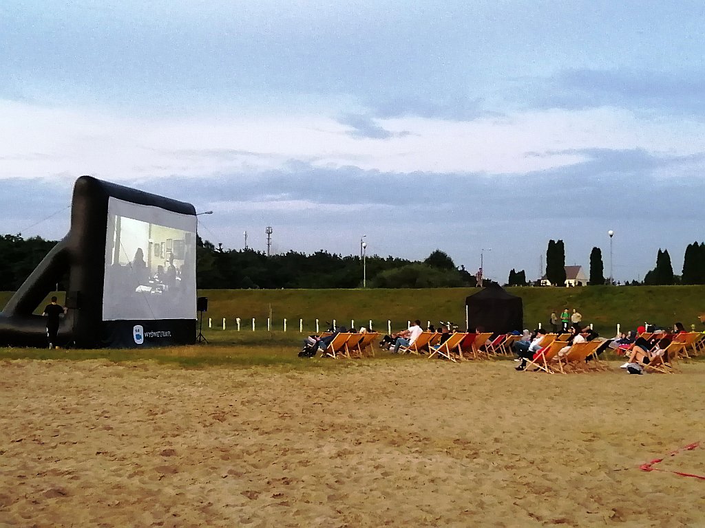 Kino letnie w Ostrołęce [17.07.2020] - zdjęcie #8 - eOstroleka.pl