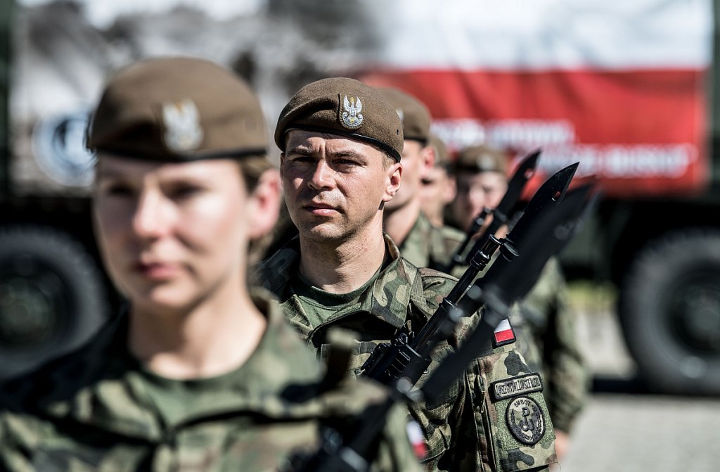 7 nowych terytorialsów z powiatu ostrołęckiego złożyło przysięgę wojskową [20.07.2020] - zdjęcie #1 - eOstroleka.pl