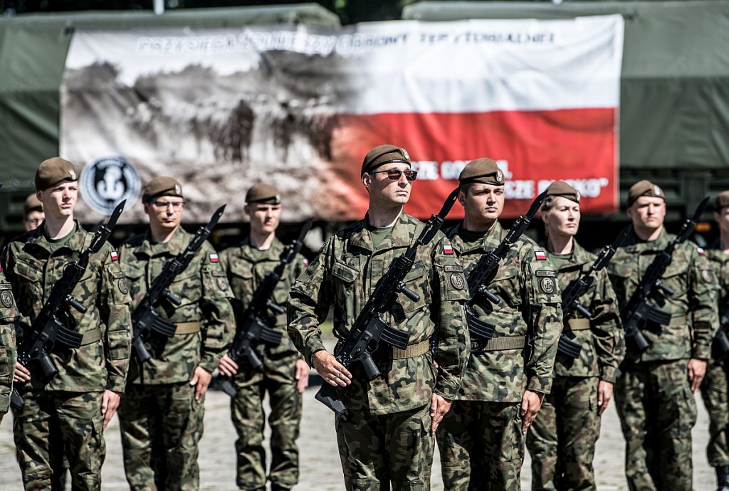 7 nowych terytorialsów z powiatu ostrołęckiego złożyło przysięgę wojskową [20.07.2020] - zdjęcie #3 - eOstroleka.pl
