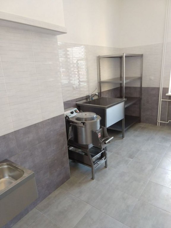 Stołówka w myszynieckiej podstawówce jak nowa [22.07.2020] - zdjęcie #5 - eOstroleka.pl