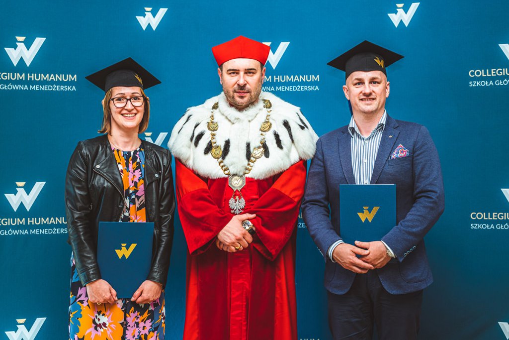 Graduacja absolwentów MBA w Ostrołęce - fot. Kinga Skalik [3.07.2020] - zdjęcie #2 - eOstroleka.pl