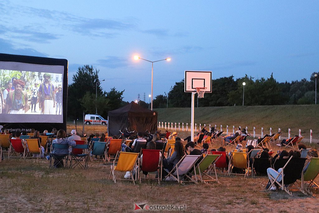 Kino letnie w Ostrołęce [24.07.2020] - zdjęcie #17 - eOstroleka.pl