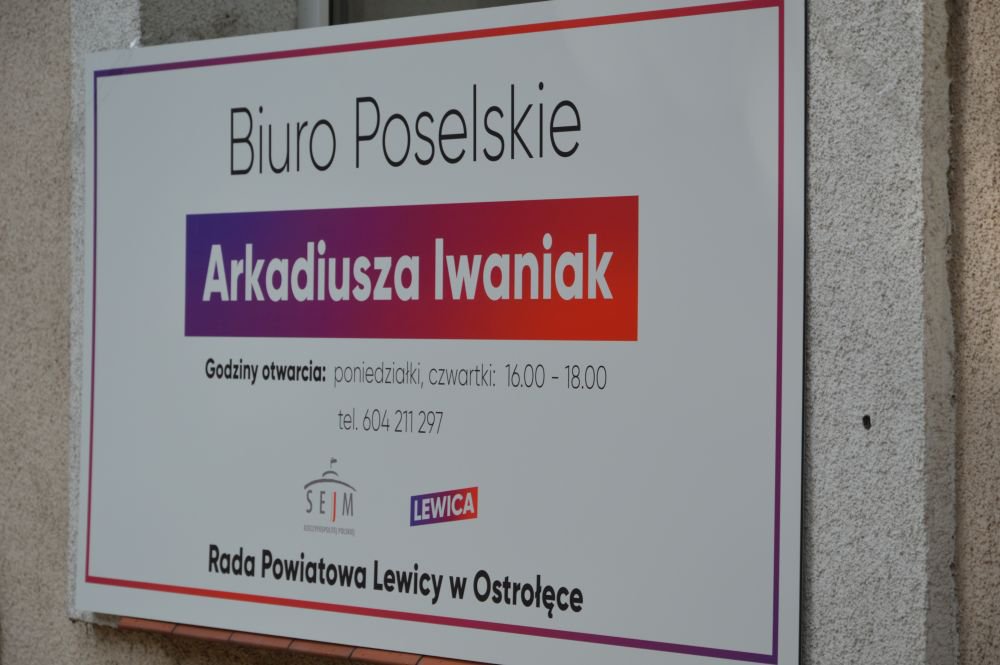 Otwarcie biura poseldkiego Arkadiusza Iwaniaka SLD - zdjęcie #2 - eOstroleka.pl
