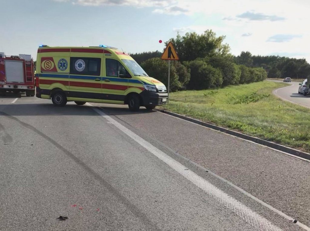 Poważny wypadek na S-8 w Ostrowi Mazowieckiej [07.08.2020] - zdjęcie #6 - eOstroleka.pl