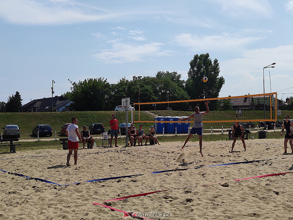 Sportowa niedziela na plaży miejskiej [09.08.2020] - zdjęcie #12 - eOstroleka.pl