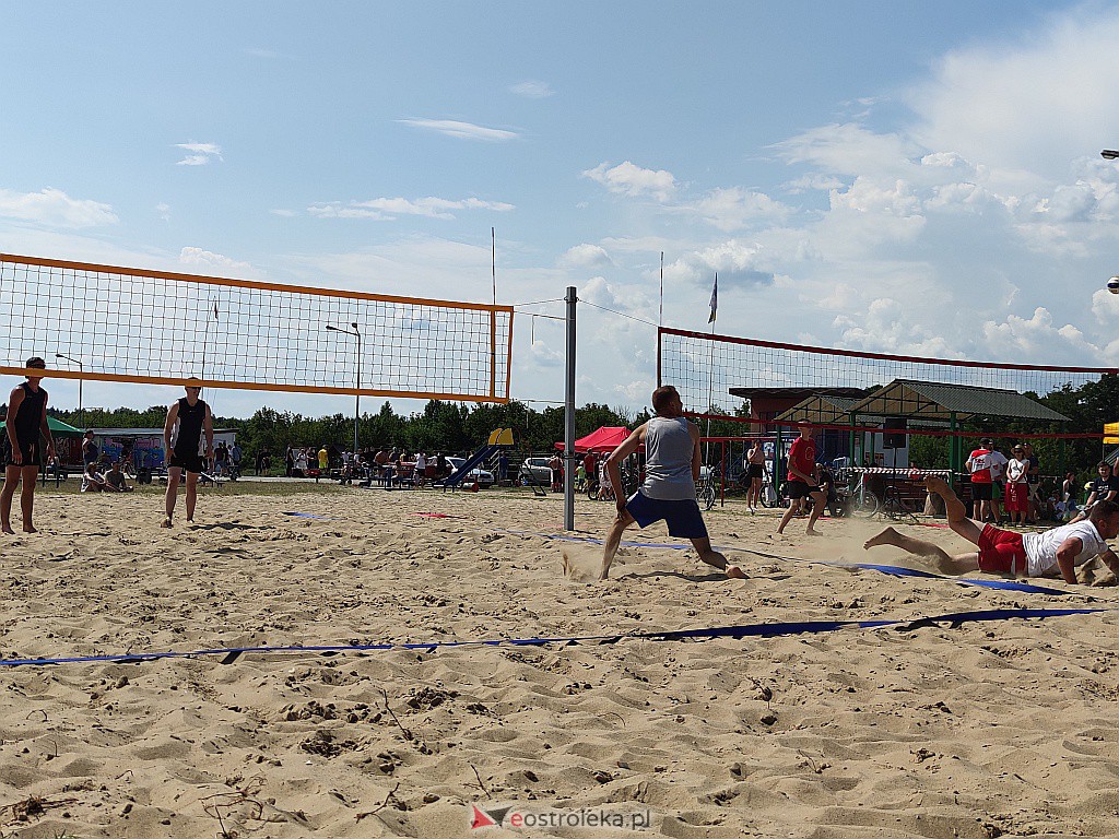 Sportowa niedziela na plaży miejskiej [09.08.2020] - zdjęcie #14 - eOstroleka.pl