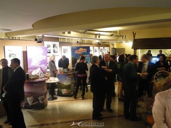 Gala finałowa konkursu Kupuj lokalne produkty (27.10.2010) - zdjęcie #9 - eOstroleka.pl