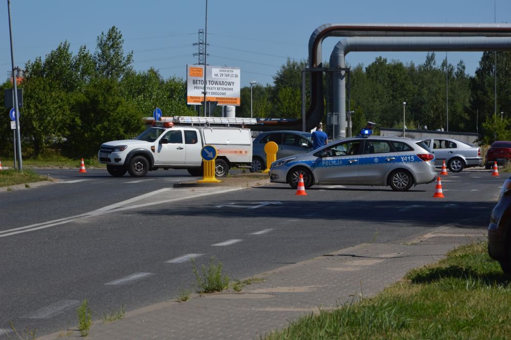 Wypadek na skrzyżowaniu ul. Kołobrzeskiej z obwodnicą [11.08.2020] - zdjęcie #1 - eOstroleka.pl