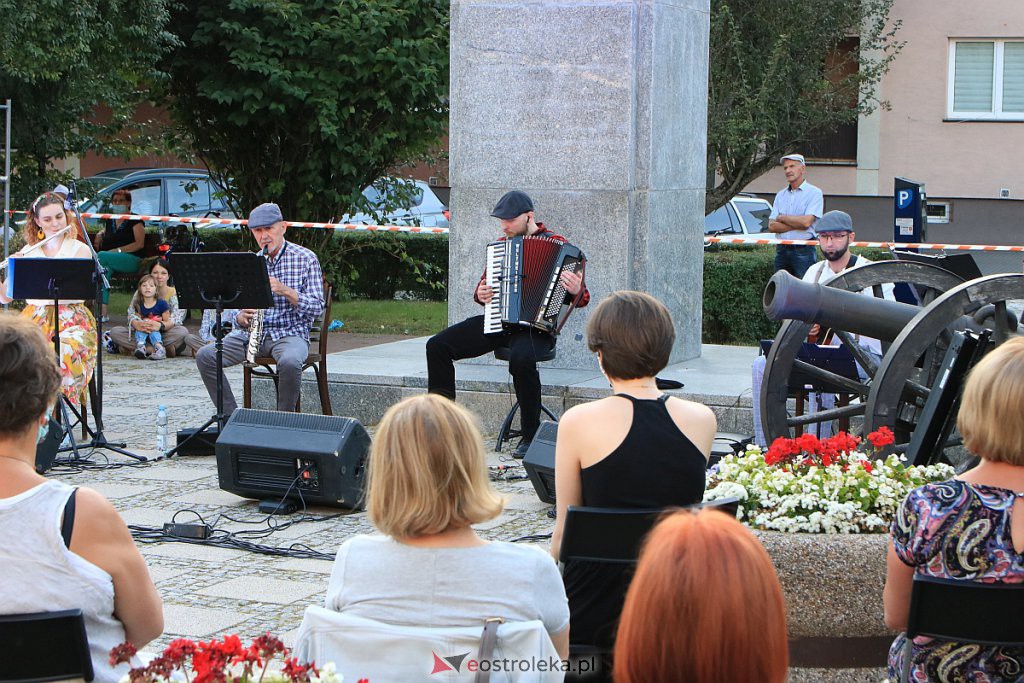 Art-Czwartek: MC Quintet i muzyka powojennej Warszawy [13.08.2020] - zdjęcie #20 - eOstroleka.pl
