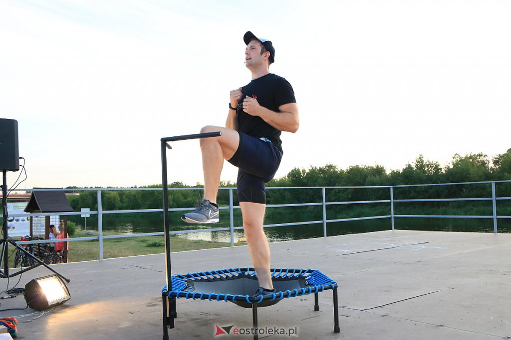 Wakacyjny fitness na plaży miejskiej [14.08.2020] - zdjęcie #23 - eOstroleka.pl