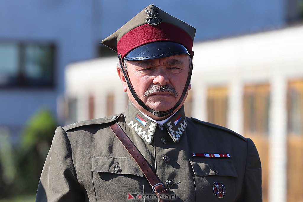 Święto Wojska Polskiego - uroczystości na cmentarzu parafialnym [15.08.2020] - zdjęcie #32 - eOstroleka.pl