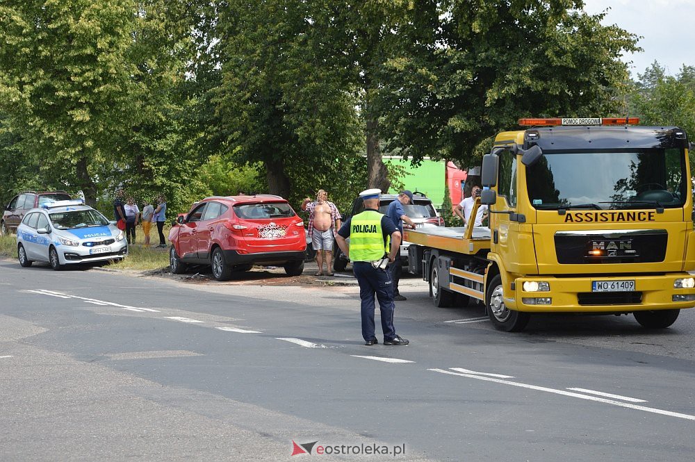 Kolizja na skrzyżowaniu ul. Ławskiej i Przemysłowej [18.08.2020] - zdjęcie #8 - eOstroleka.pl