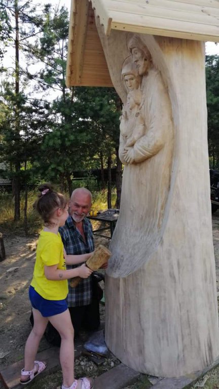 Kapliczka w Teodorowie poświęcona  - zdjęcie #2 - eOstroleka.pl