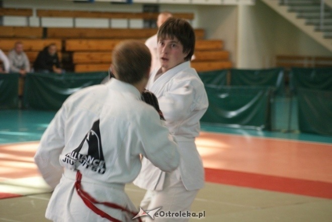 Colloseum - piąta edycja turnieju Ju Jitsu Full Contact (MMA) i Grapplingu w Ostrołęce (30.10.2010) - zdjęcie #147 - eOstroleka.pl