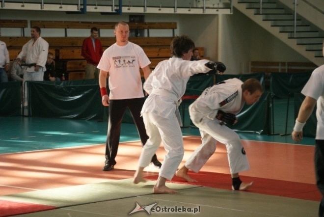 Colloseum - piąta edycja turnieju Ju Jitsu Full Contact (MMA) i Grapplingu w Ostrołęce (30.10.2010) - zdjęcie #142 - eOstroleka.pl