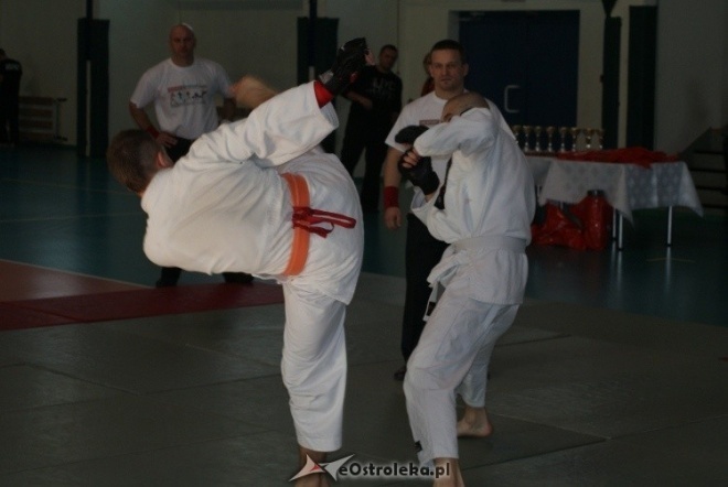 Colloseum - piąta edycja turnieju Ju Jitsu Full Contact (MMA) i Grapplingu w Ostrołęce (30.10.2010) - zdjęcie #129 - eOstroleka.pl