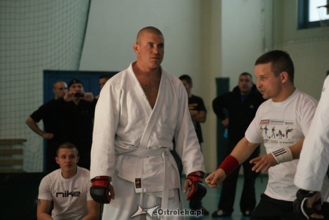 Colloseum - piąta edycja turnieju Ju Jitsu Full Contact (MMA) i Grapplingu w Ostrołęce (30.10.2010) - zdjęcie #122 - eOstroleka.pl