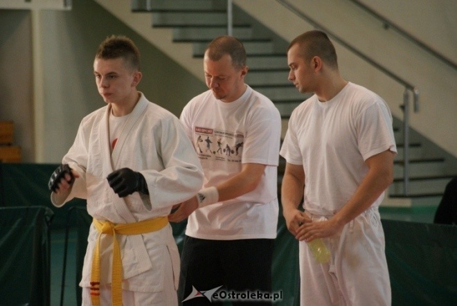 Colloseum - piąta edycja turnieju Ju Jitsu Full Contact (MMA) i Grapplingu w Ostrołęce (30.10.2010) - zdjęcie #101 - eOstroleka.pl